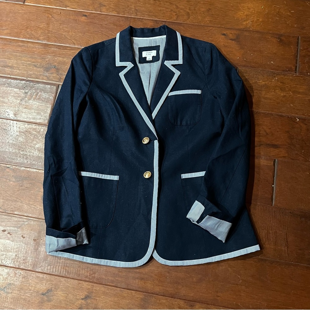 Crown and Ivy Blazer with Seersucker Accent (sz4)